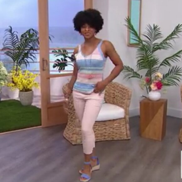 NEW! Skinnygirl Pull-On Mid-Rise Crop Skinny Jeans, Rose Quartz - TALL - Picture 2 of 15